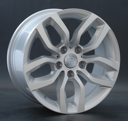 Replay BMW (B122) 8x17 5x120 ET 46 Dia 72,6 (S) серебристый