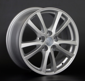 Replay Lexus (LX12) 8x17 5x114,3 ET 45 Dia 60,1 (silver) серебристый