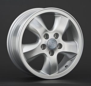 Replay Hyundai (HND25) 6,5x16 5x114,3 ET 46 Dia 67,1 (CH) хромированный
