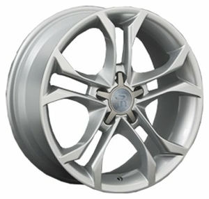 Replay Audi (A35) 8x18 5x112 ET 39 Dia 66,6 (S) серебристый